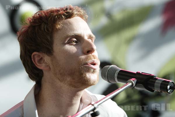 FAUVE - 2006-07-22 - PARIS - Paris Plage (Pont de Sully) - 